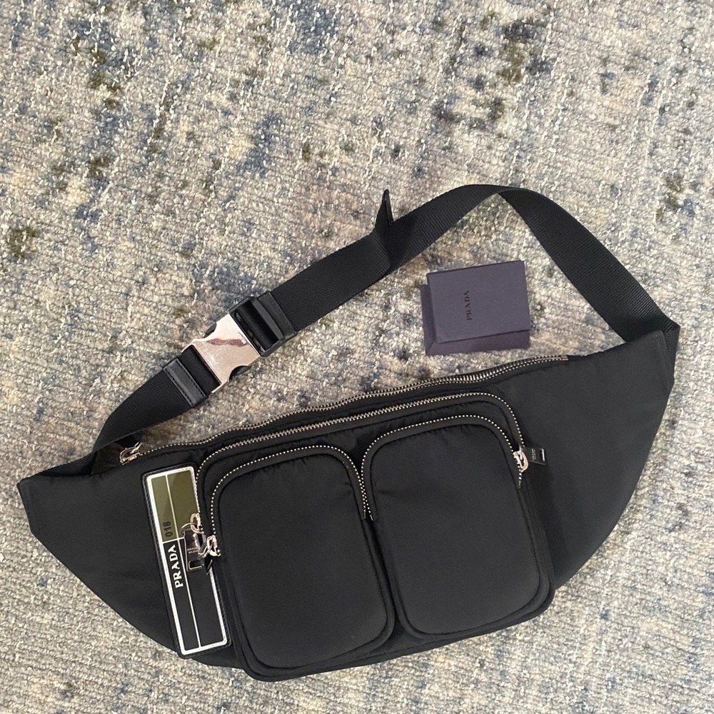 Prada Nylon Crossbody Bag🖤